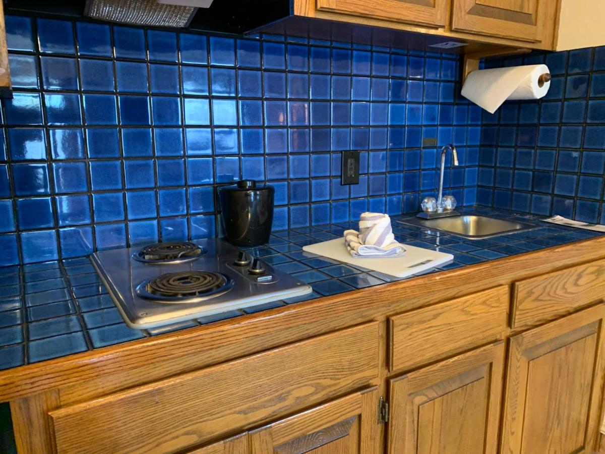 | Coachman Inn Oak Harbor