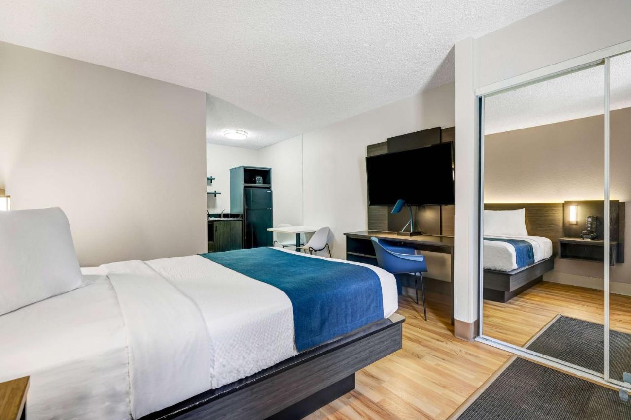 | Studio 6-Mountlake Terrace, WA - Seattle
