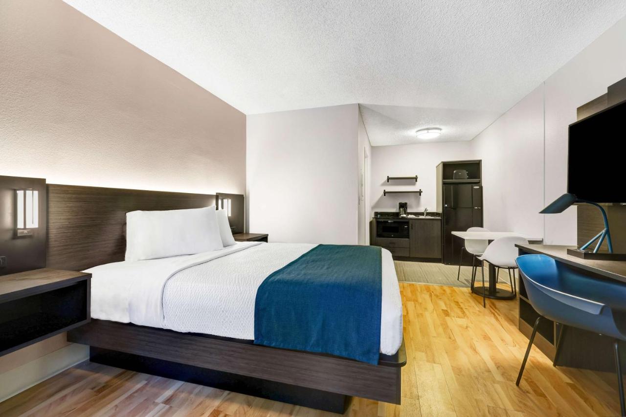 | Studio 6-Mountlake Terrace, WA - Seattle