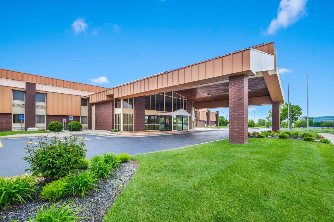 | Quality Inn & Suites Florence- Cincinnati South