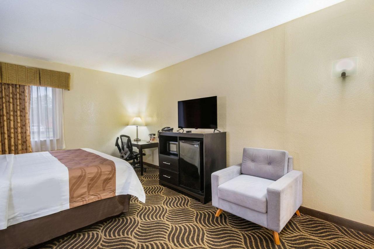 | Quality Inn & Suites Florence- Cincinnati South