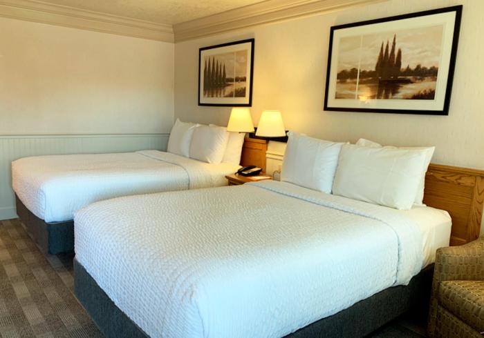 | Coachman Inn Oak Harbor