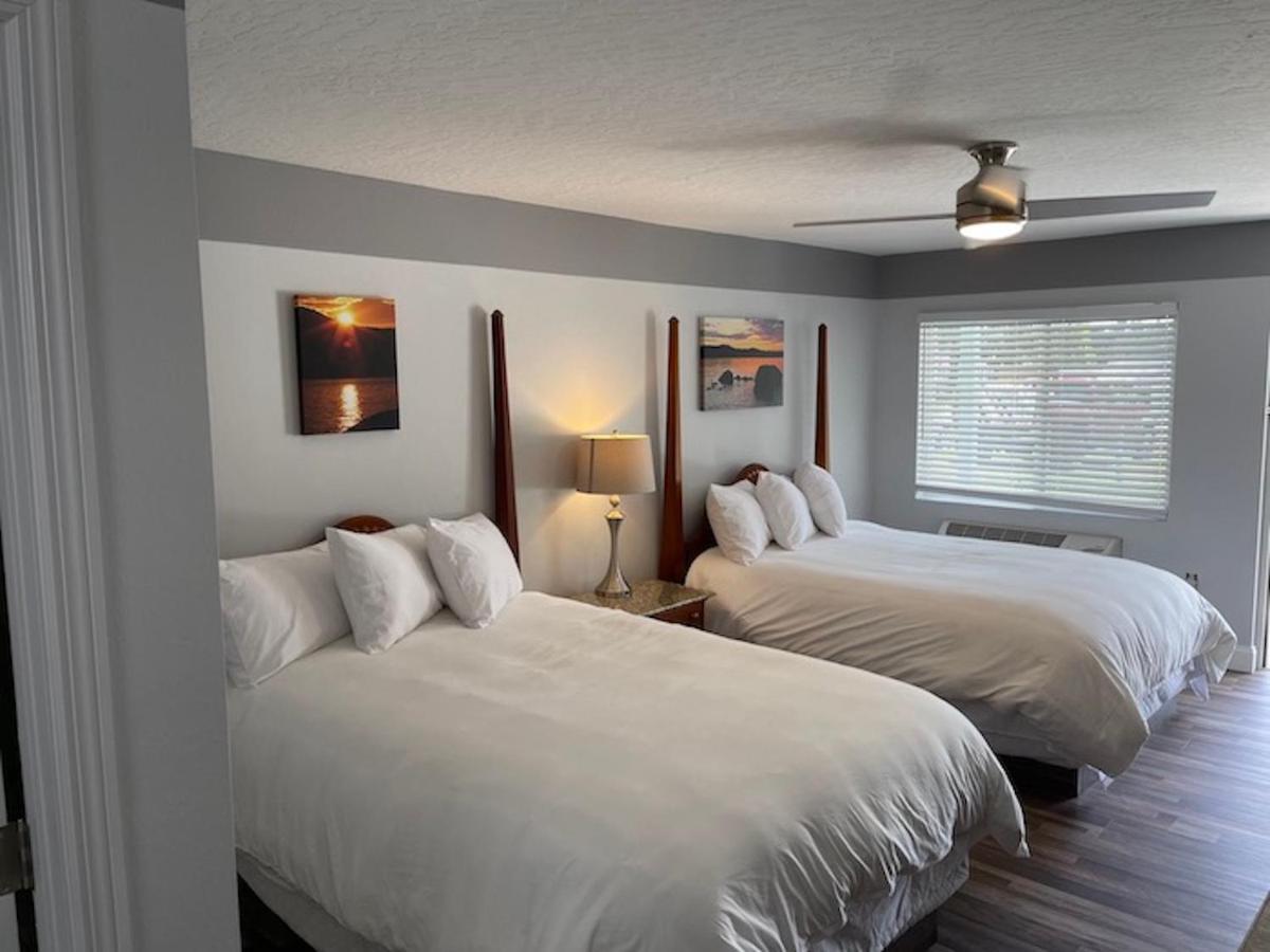 | Idle Awhile Resort