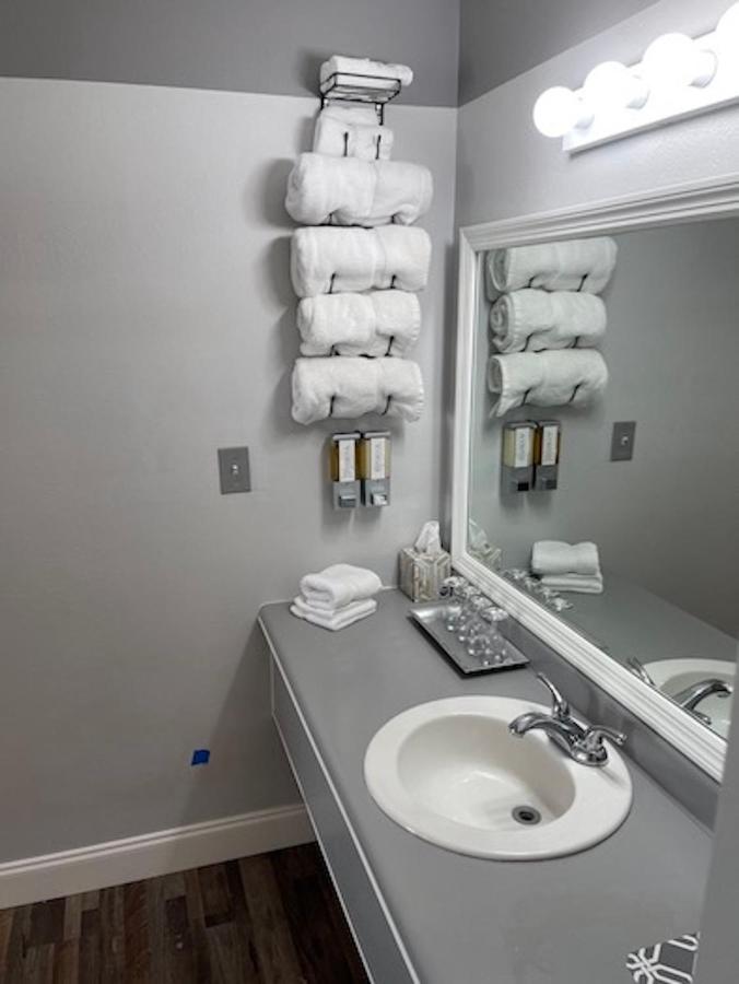  | Idle Awhile Resort