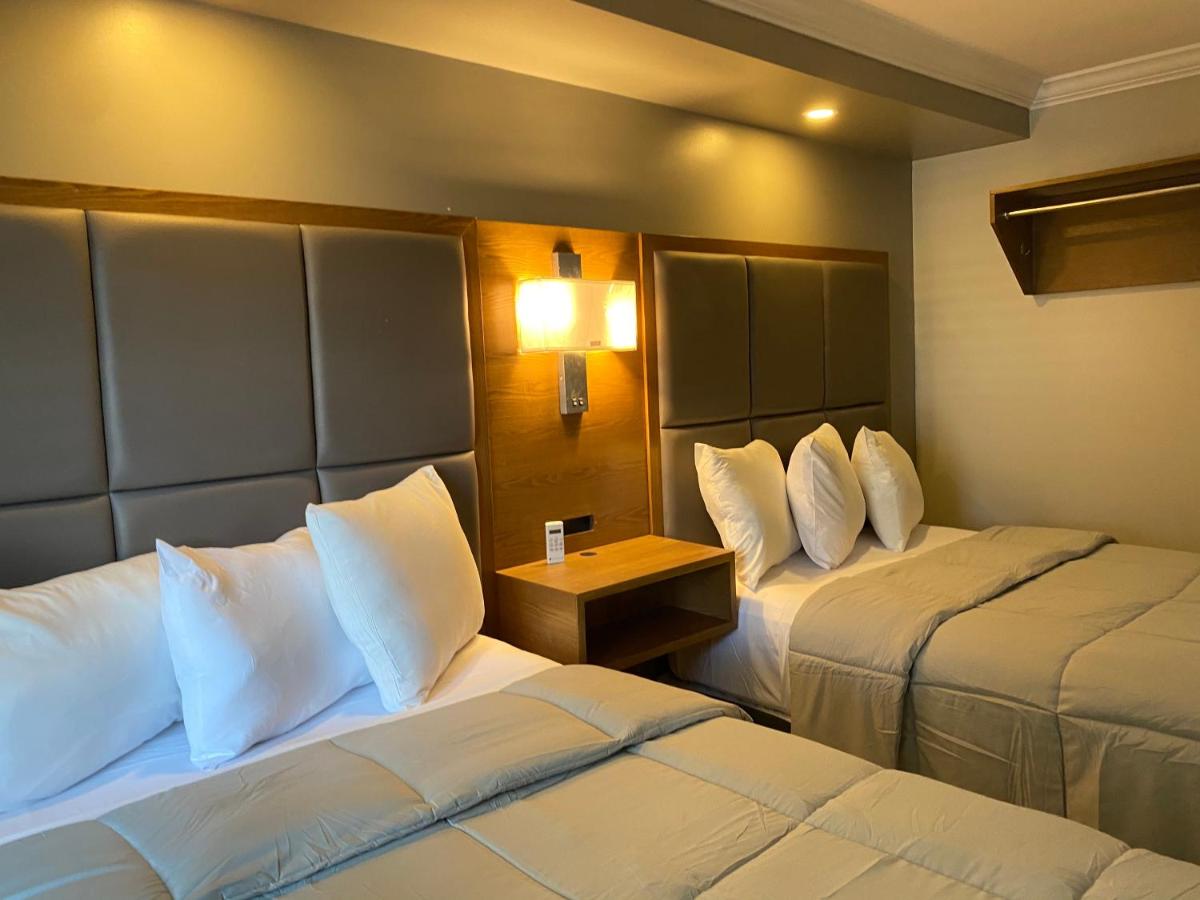 Deluxe Apartment at Coastal Sands Inn