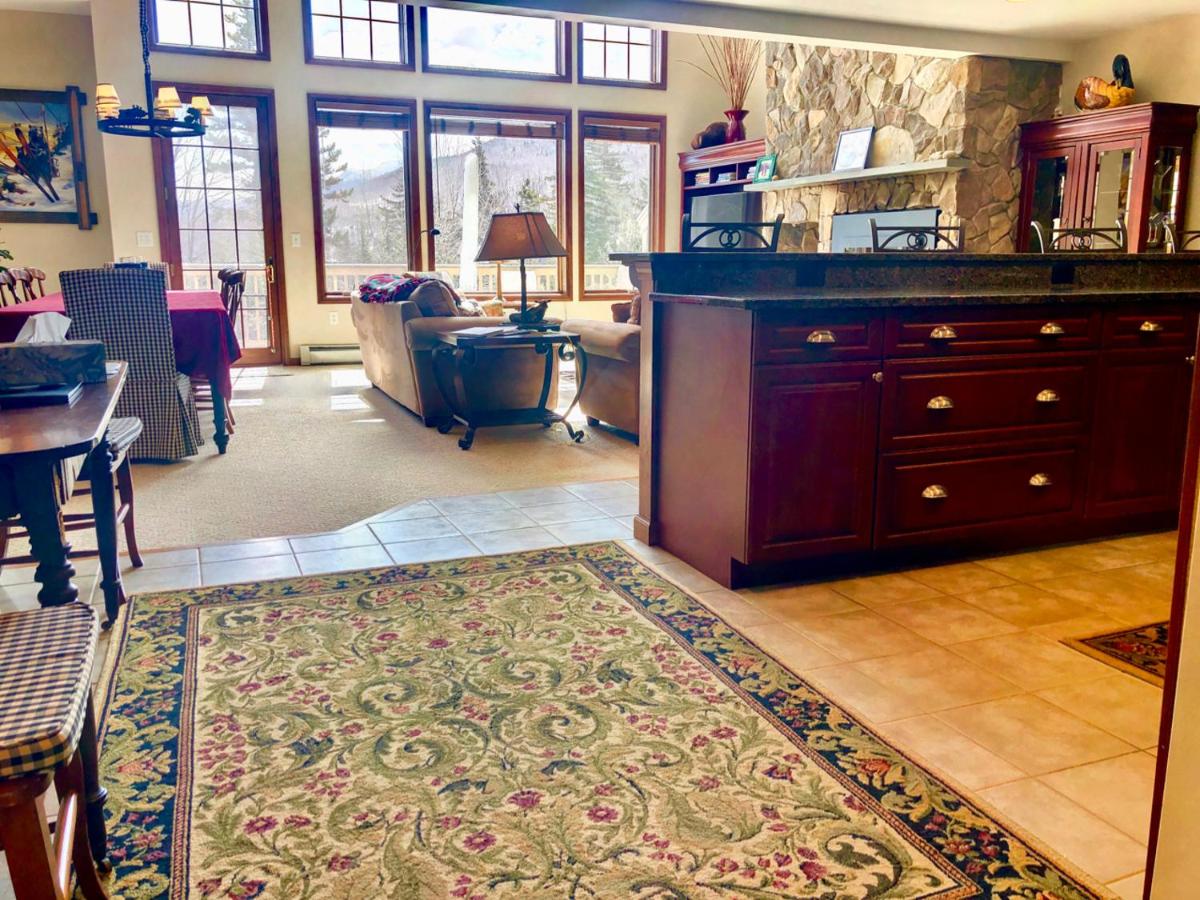| H8 Gorgeous Stone Hill Townhome in the heart of Bretton Woods Great views huge kitchen fireplace