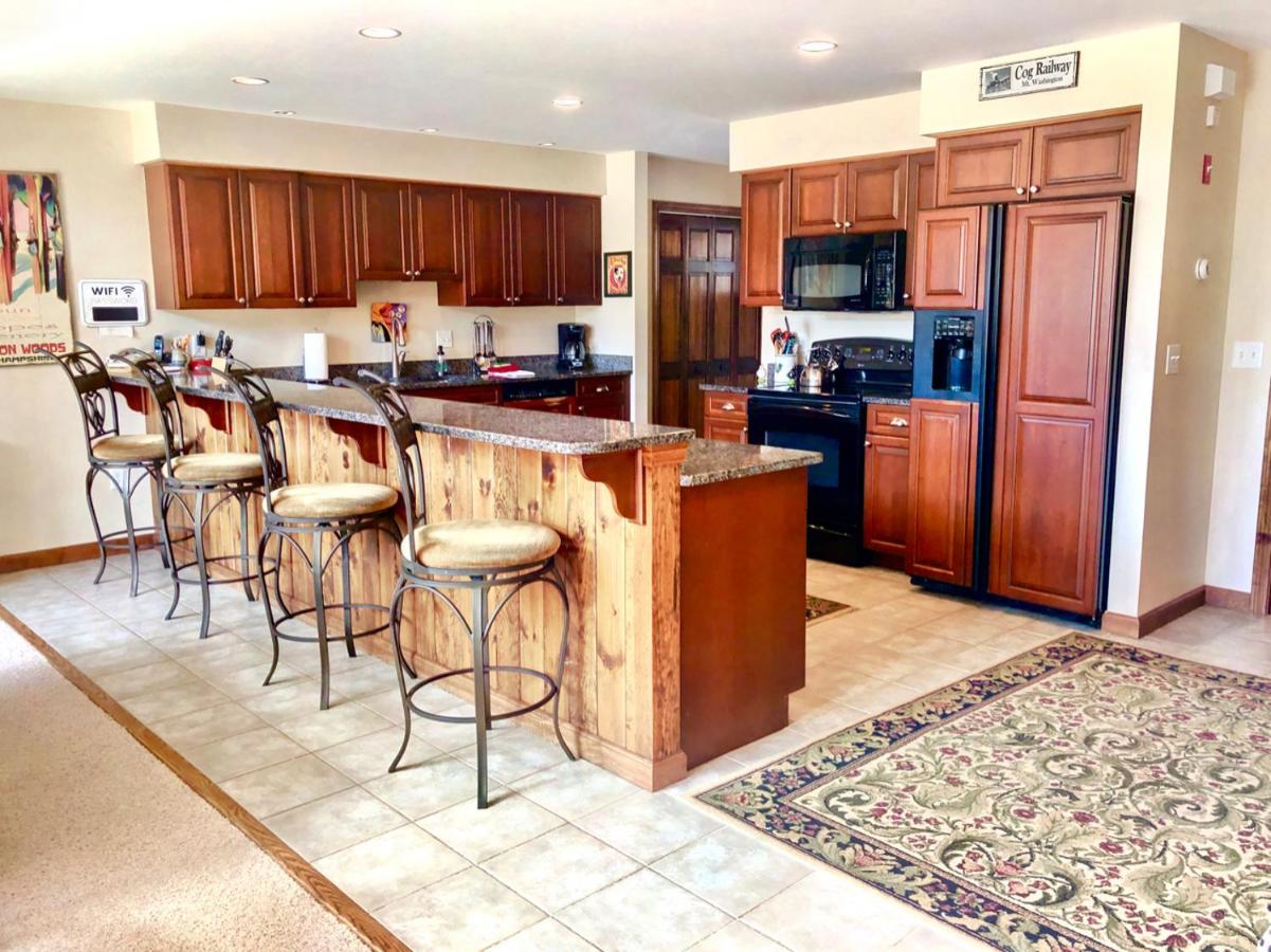 | H8 Gorgeous Stone Hill Townhome in the heart of Bretton Woods Great views huge kitchen fireplace
