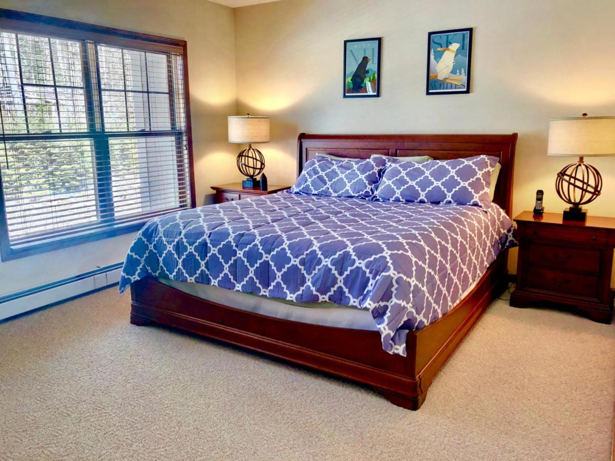 | H8 Gorgeous Stone Hill Townhome in the heart of Bretton Woods Great views huge kitchen fireplace