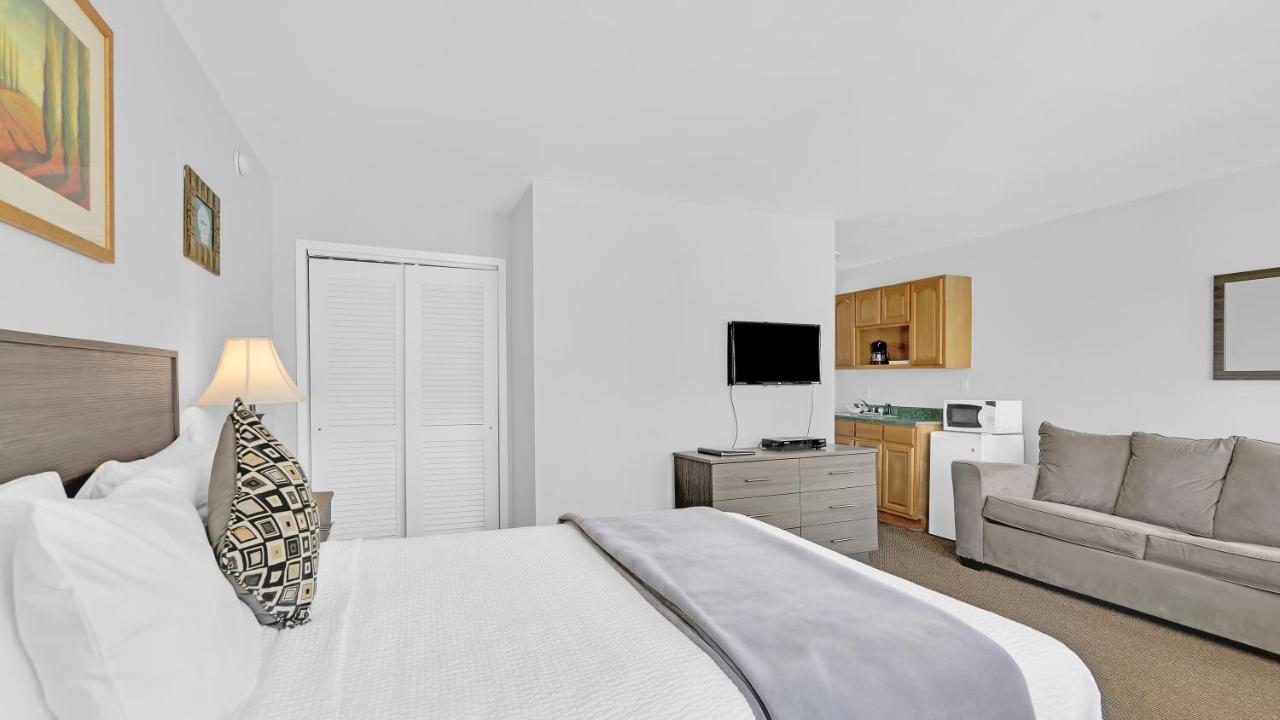  | A Wave Inn - Montauk