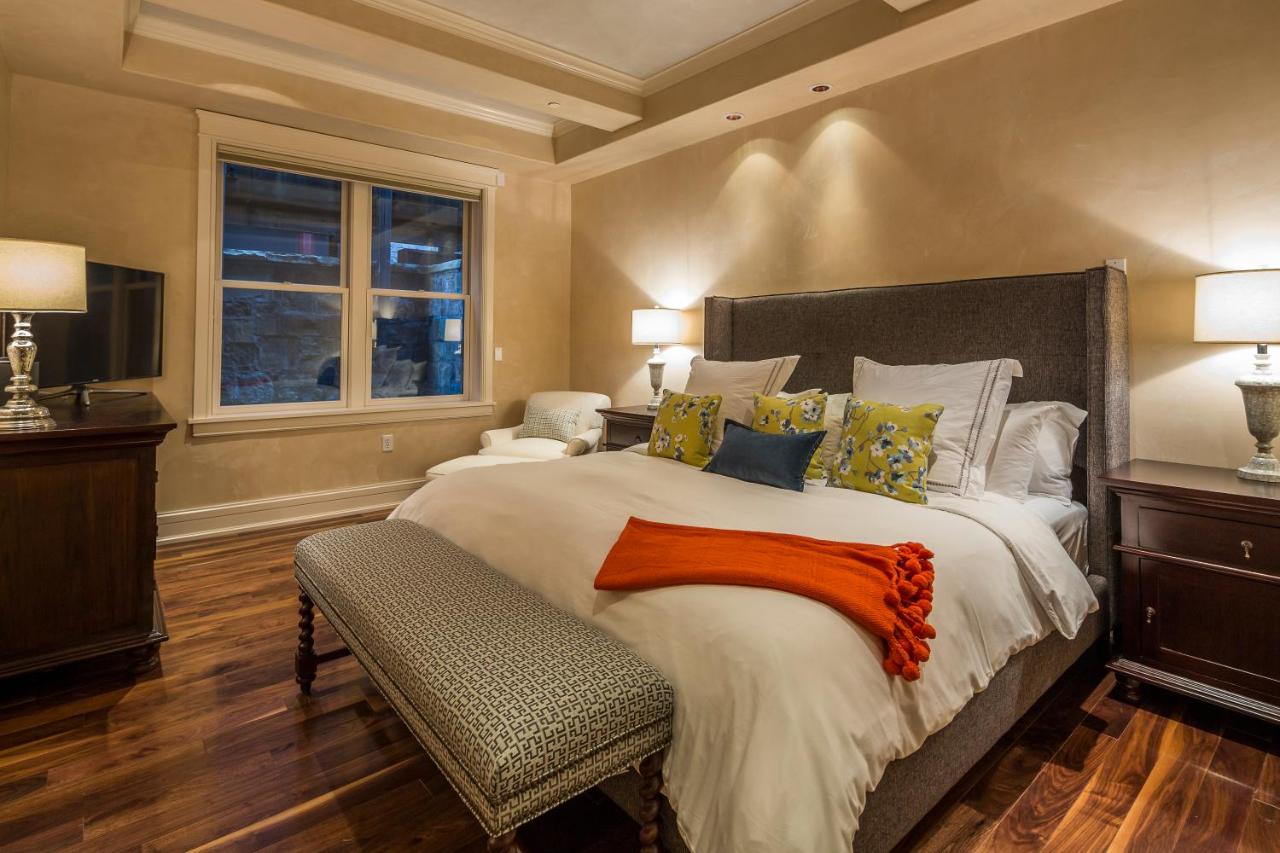 Three-Bedroom Apartment - Element 52 West 102 at Element 52, Auberge Collection