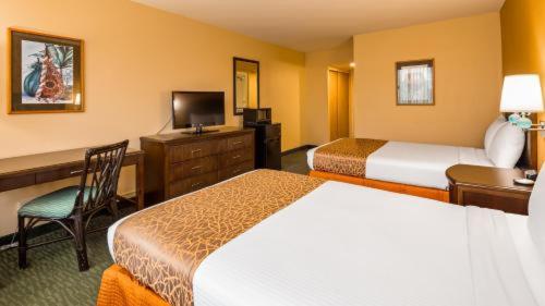 Room #4844836 at Airport Honolulu Hotel, Trademark Collection by Wyndham