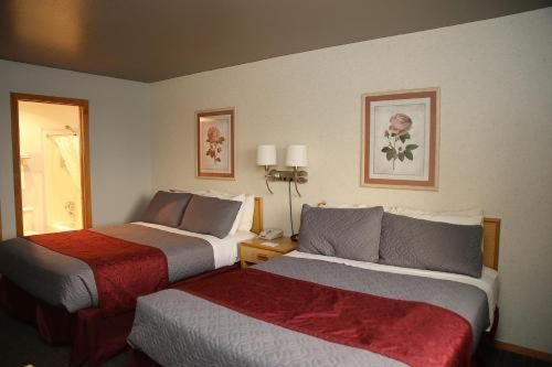 Room #29663426 at Rocker Inn