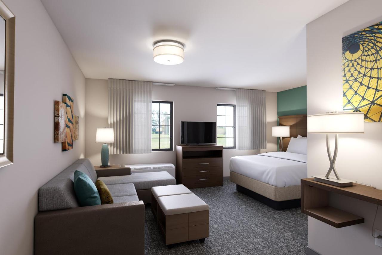  | Staybridge Suites Lake Forest