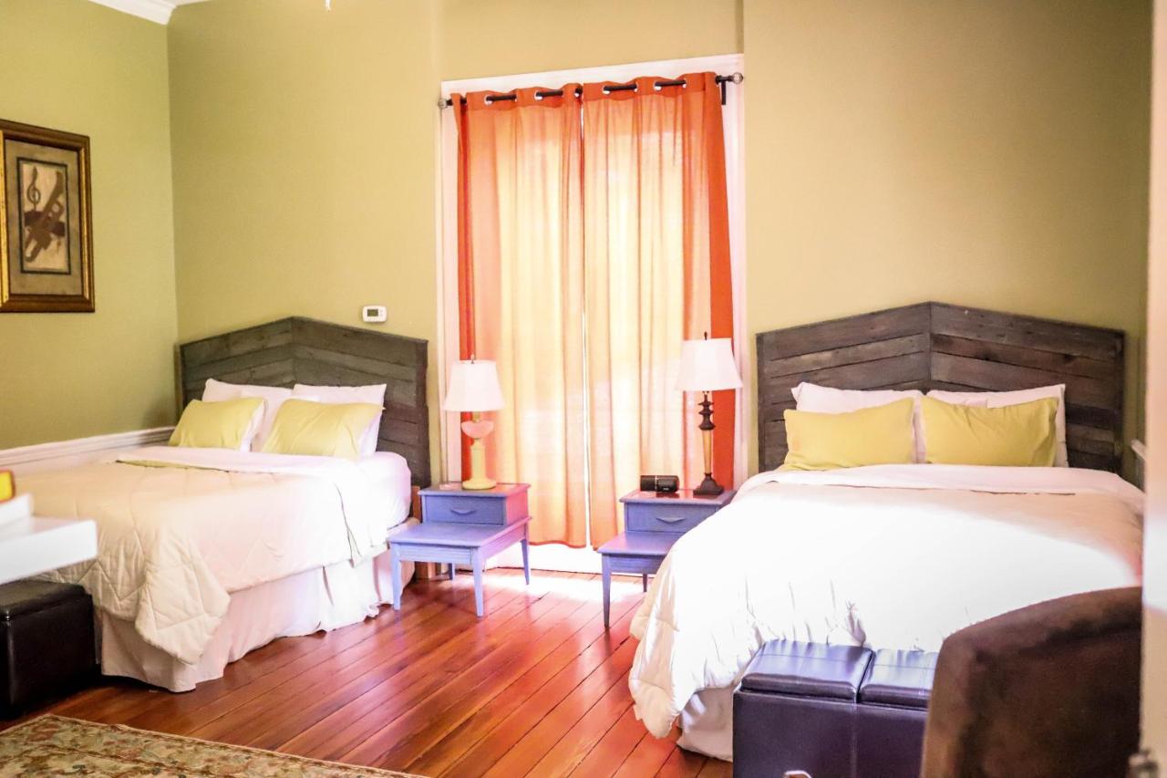 | Early Inn at the Grove