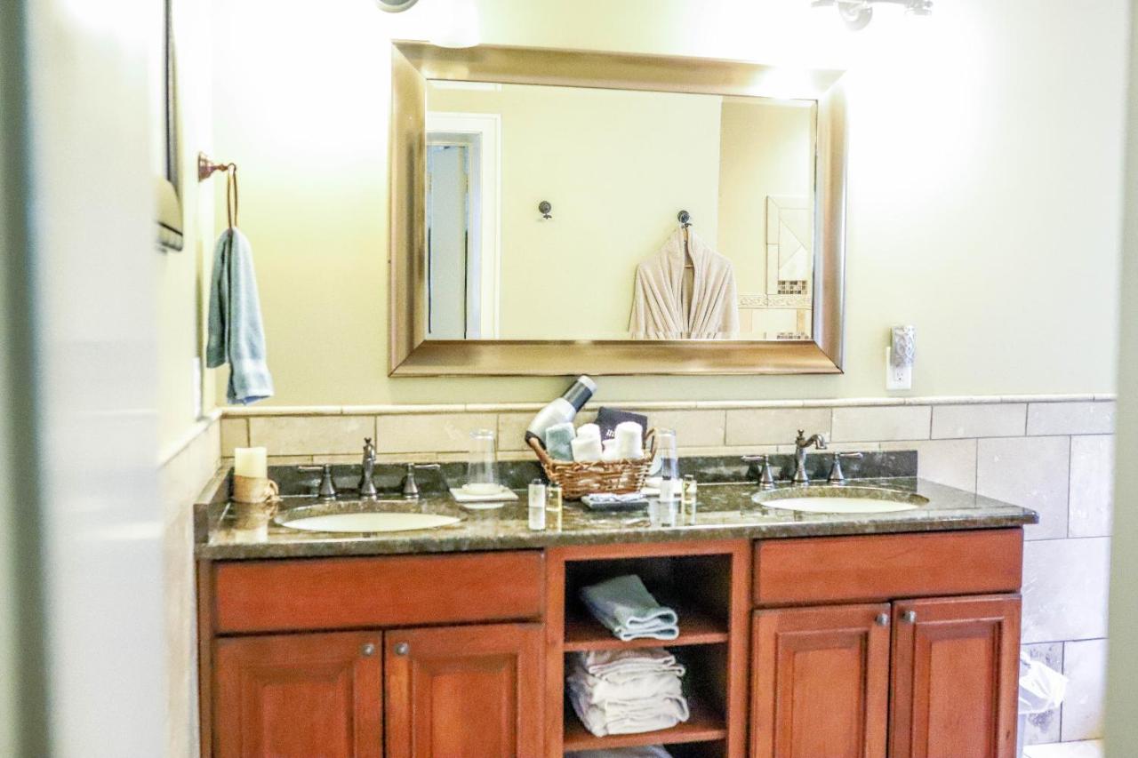 | Early Inn at the Grove