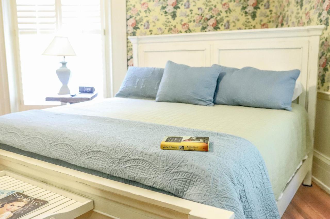 | Early Inn at the Grove