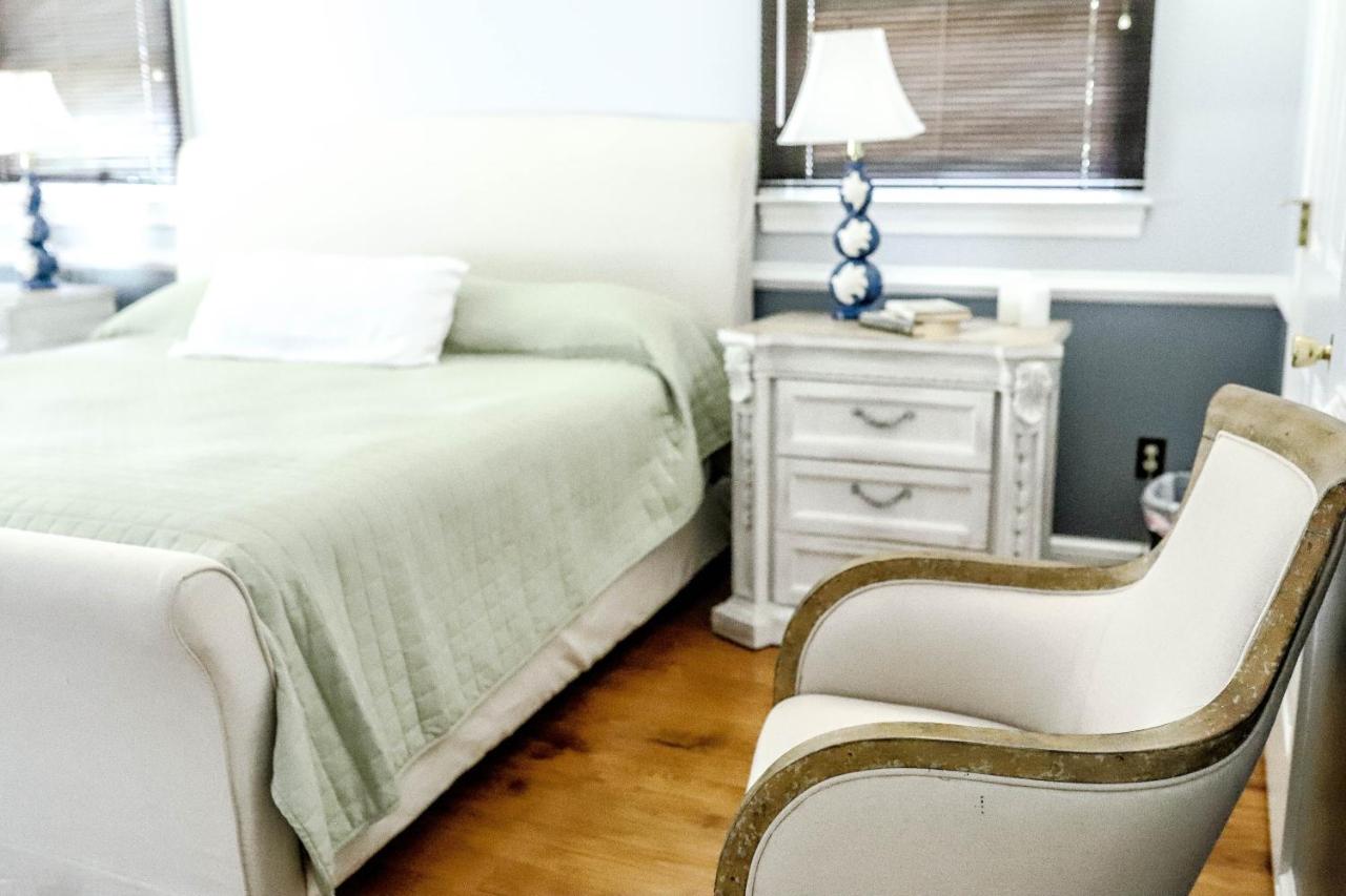 | Early Inn at the Grove