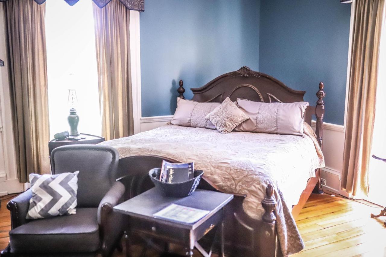 | Early Inn at the Grove