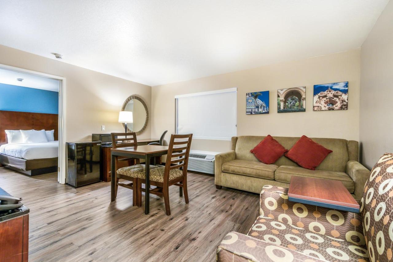 | Hotel Hacienda at Ontario Ranch