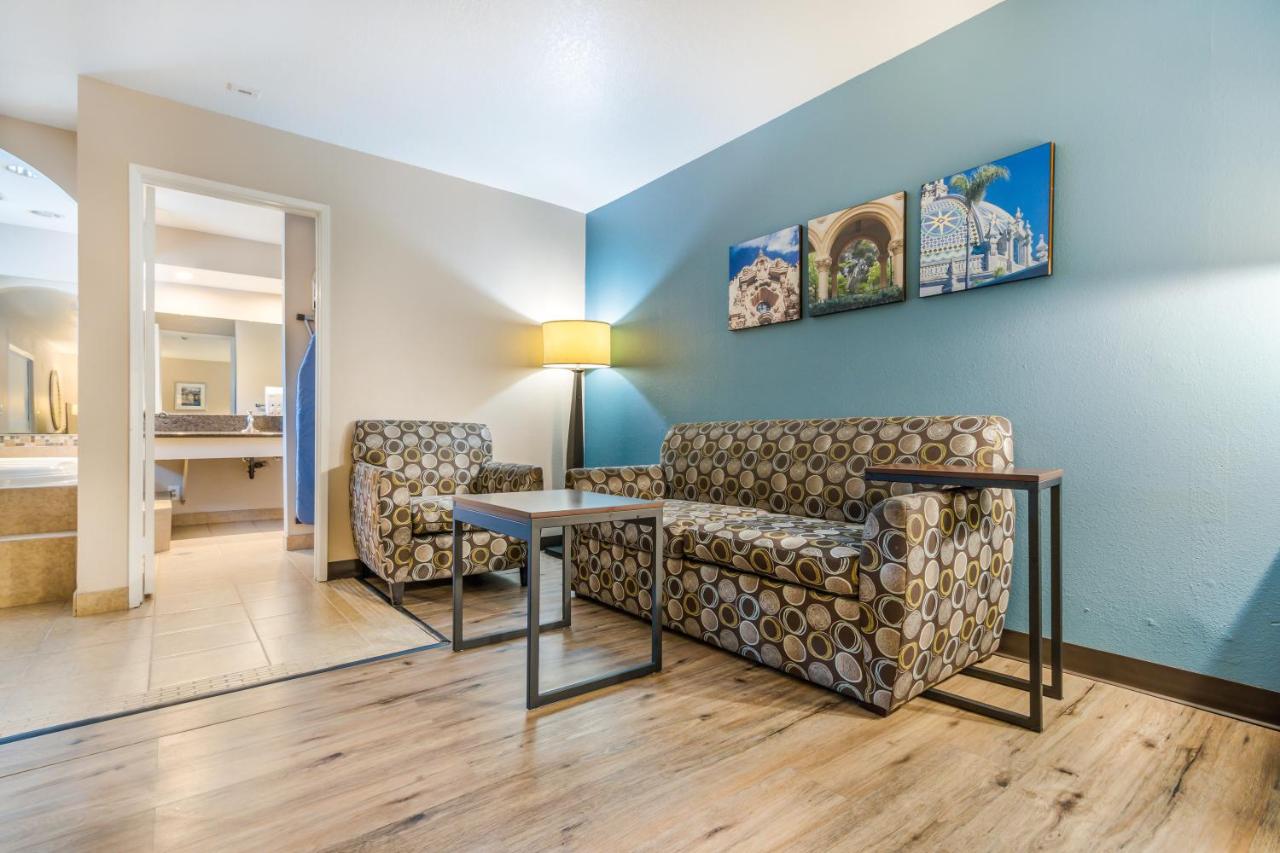 | Hotel Hacienda at Ontario Ranch
