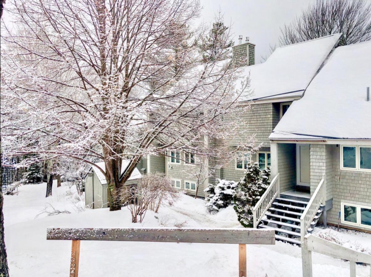 | R1 Renovated Bretton Woods Slopeside townhome in the heart of the White Mountains