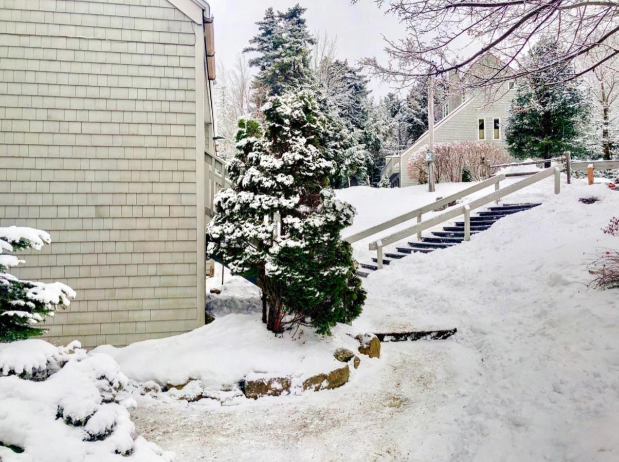 | R1 Renovated Bretton Woods Slopeside townhome in the heart of the White Mountains