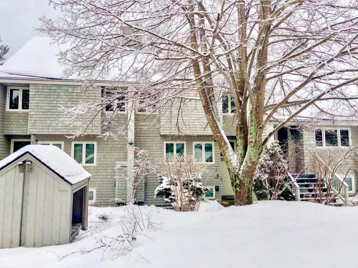| R1 Renovated Bretton Woods Slopeside townhome in the heart of the White Mountains