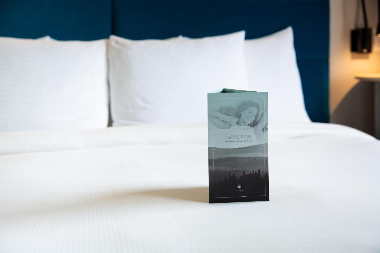Deluxe King Room at Hotel Le Jolie