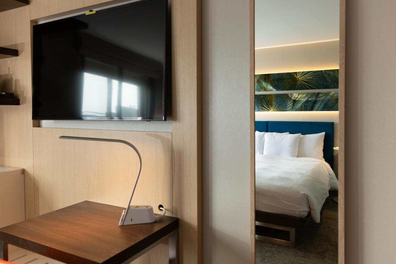 Deluxe King Room at Hotel Le Jolie