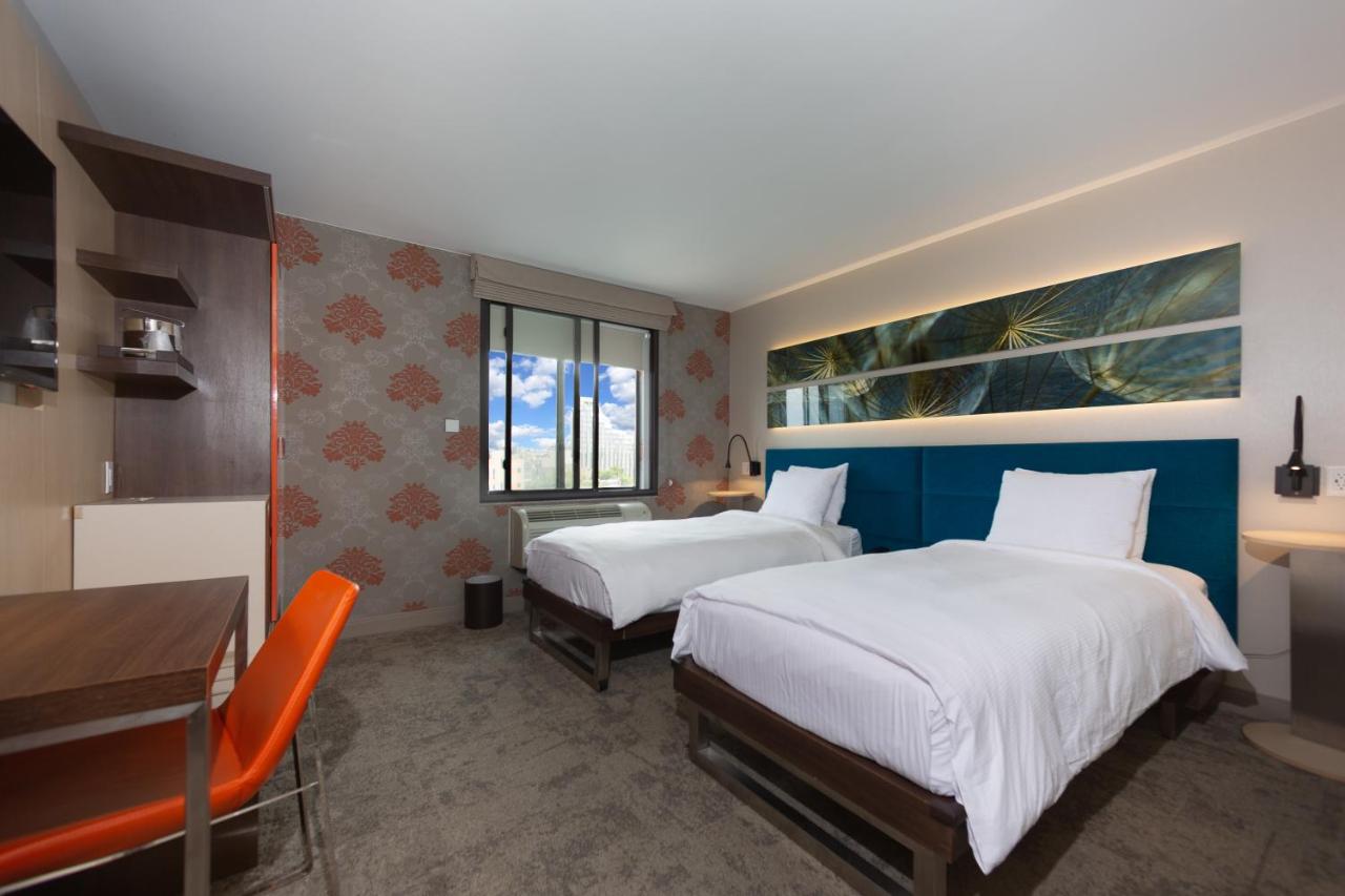 Standard Room with Two Twin Beds at Hotel Le Jolie