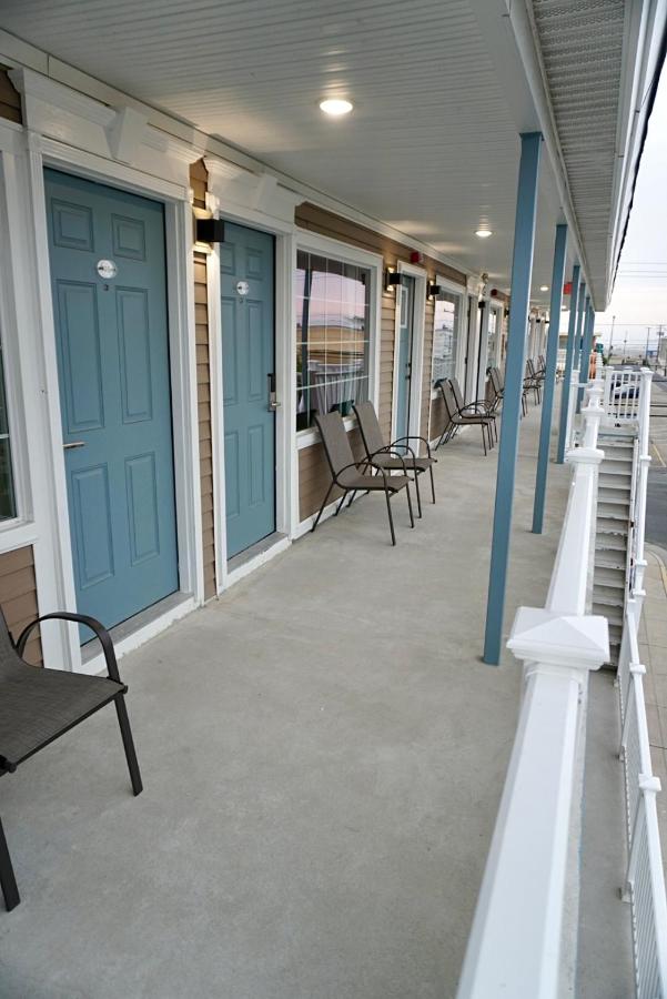 Standard Double Room at Coastal Sands Inn