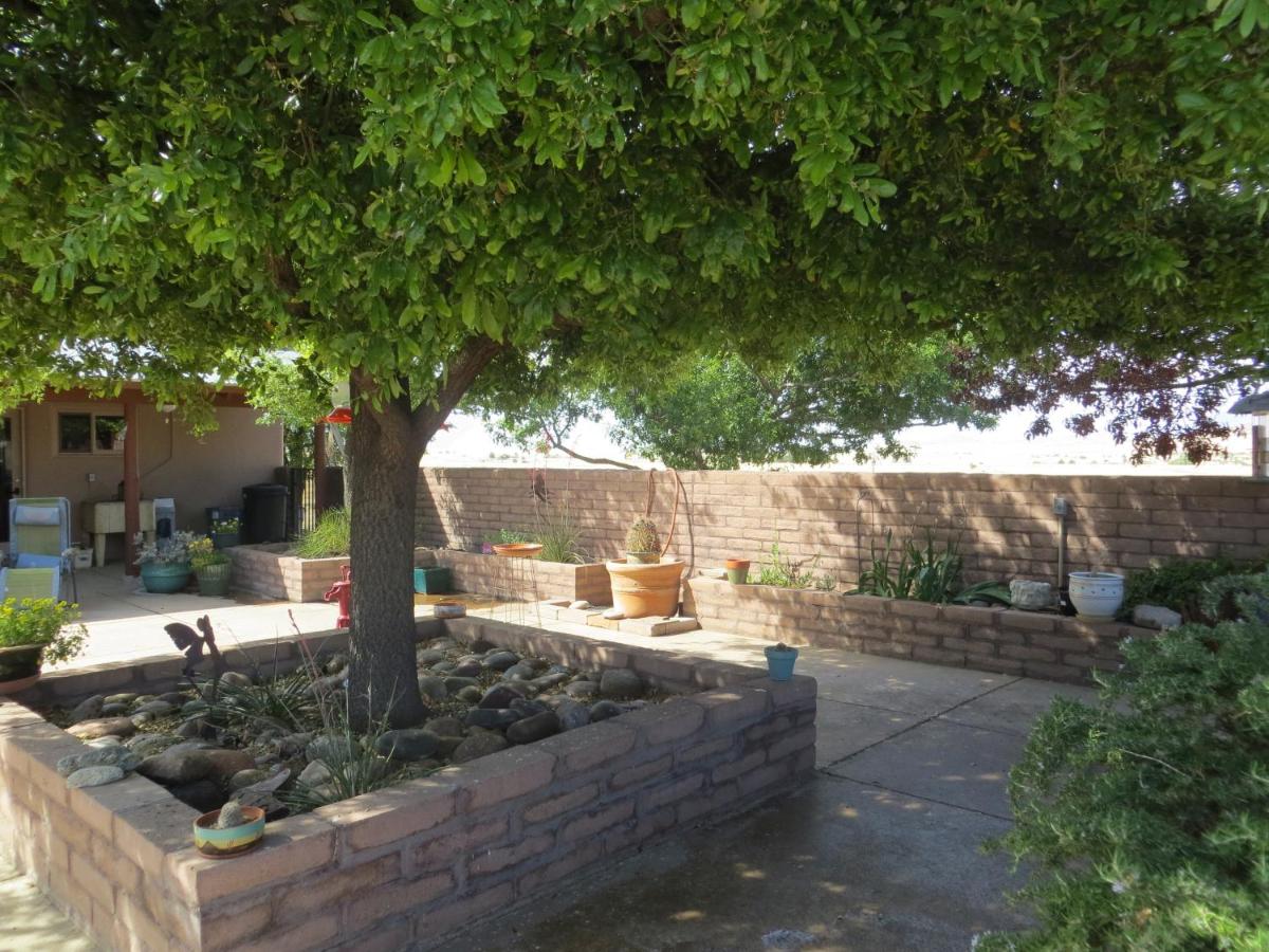 | Rancho Milagro Bed & Breakfast