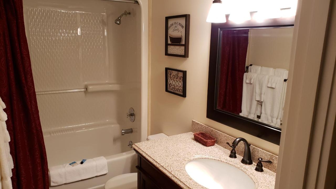 | Silver Creek Unit 5404, Ski in-out, Pool Hot Tub