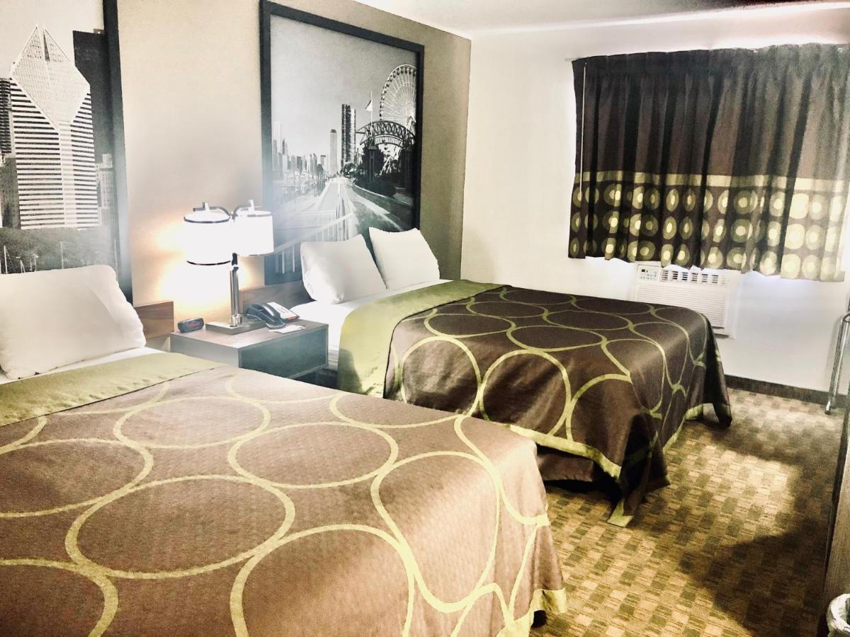  | Super 8 by Wyndham Peru Starved Rock State Park