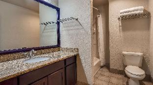 Room #51871352 at Best Western Plus Ahtanum Inn