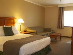 Room #51871352 at Best Western Plus Ahtanum Inn
