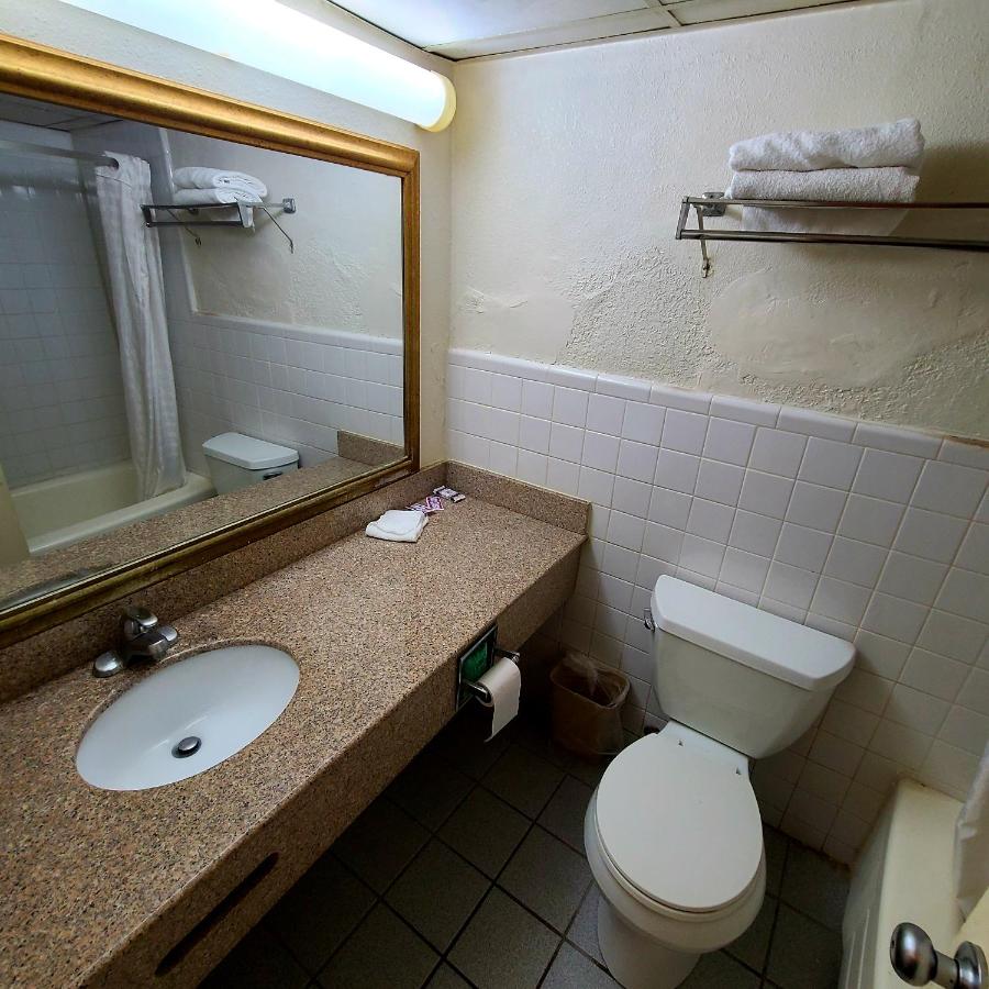 Deluxe Double Room with Two Double Beds - Non-Smoking at Town Inn