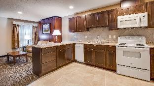 Room #53054351 at Best Western Plus Grapevine Inn