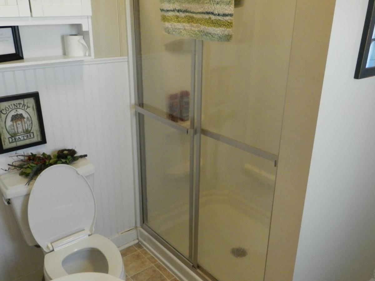 | Helming Guest House