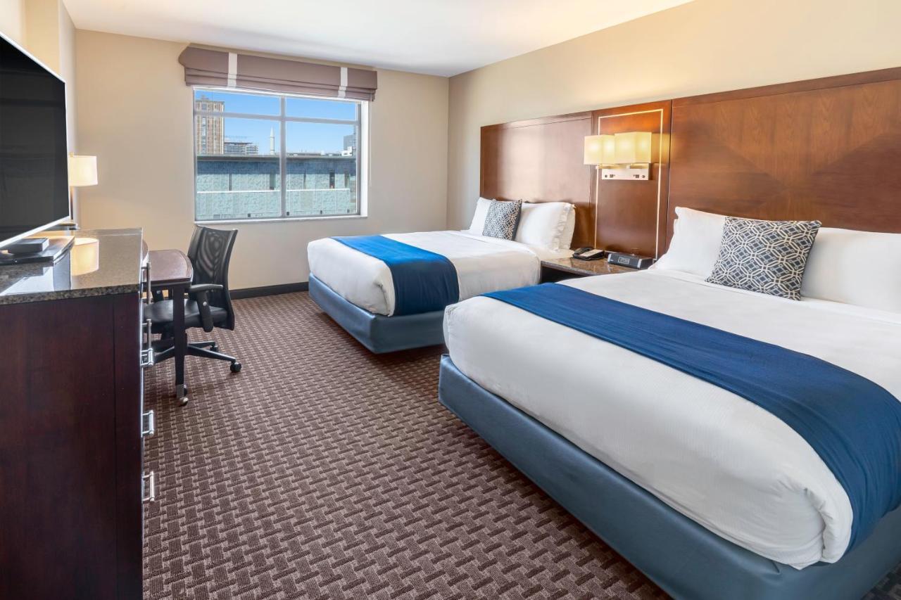 Queen Room with Two Queen Beds at New Haven Hotel