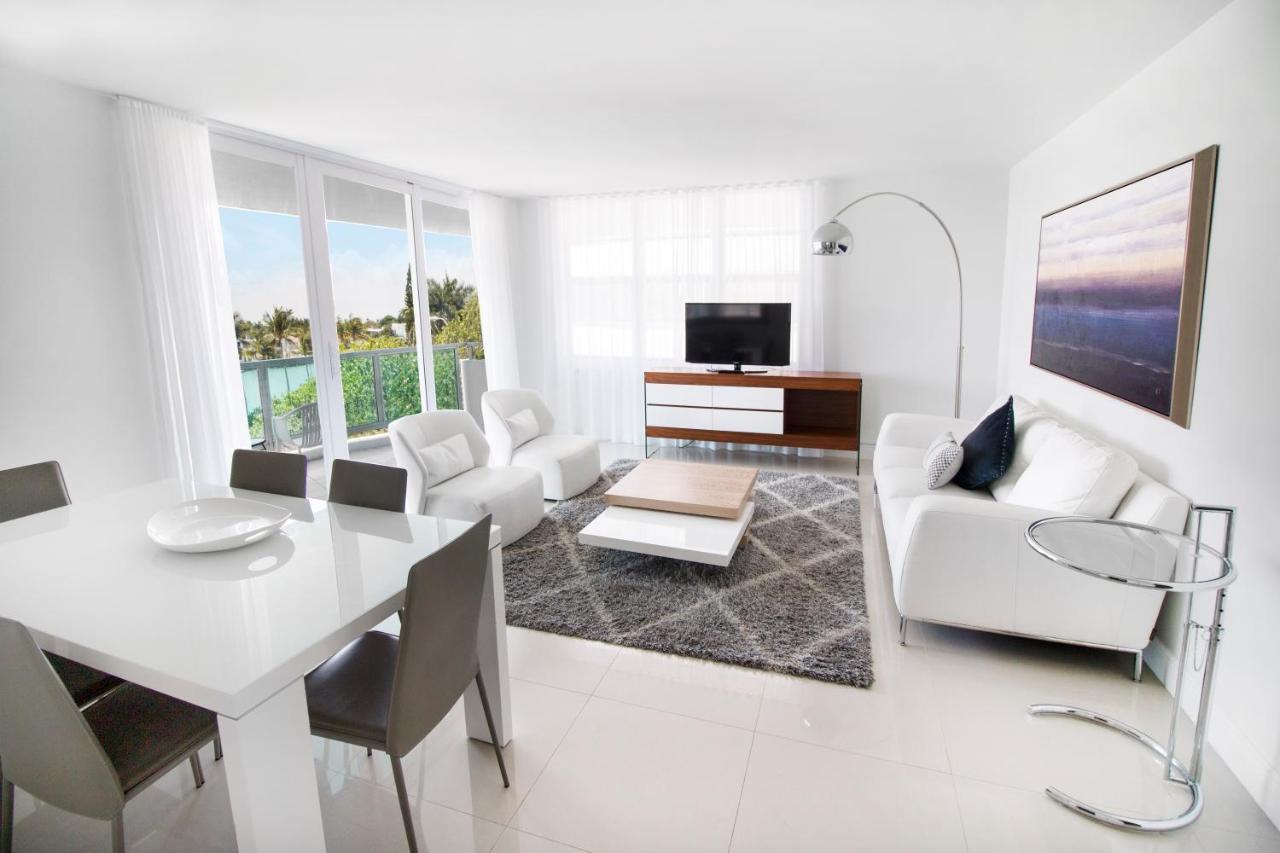 Corner Bayview Master Suite 2 Bedroom 2 Bath and Kitchen at Seacoast Suites on Miami Beach