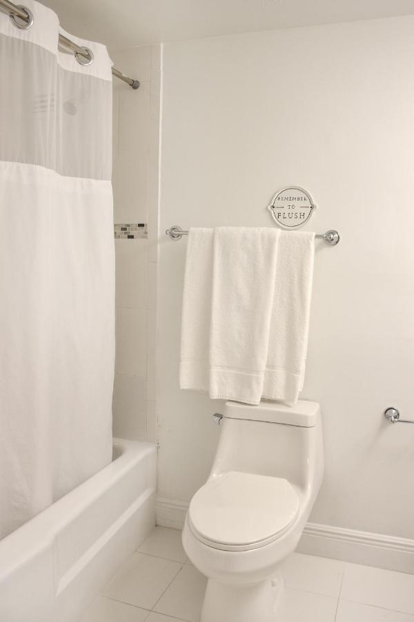 Premier Bayview Suite 3 Bedroom 2 Bath Granite Kitchen at Seacoast Suites on Miami Beach