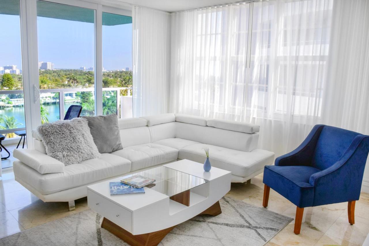 Premier Bayview Suite 3 Bedroom 2 Bath Granite Kitchen at Seacoast Suites on Miami Beach