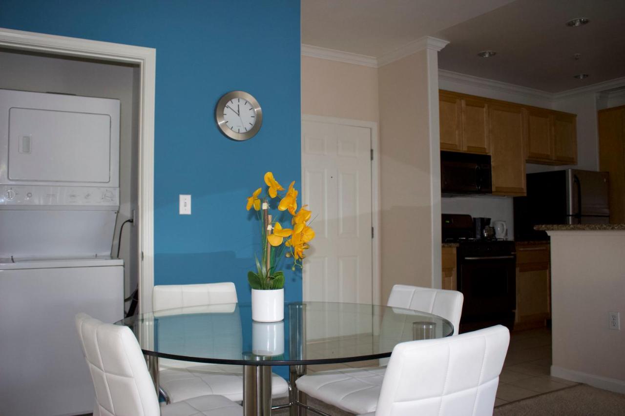  | Amazing Apartments near the grove