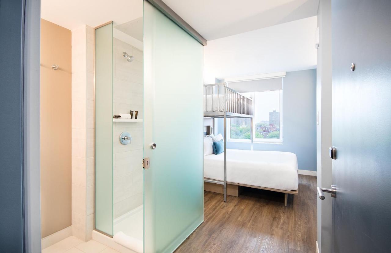 1 Queen and 1 Twin Bunk Bed, Deluxe Room, Non-Smoking at Wingate by Wyndham Bronx/Haven Park