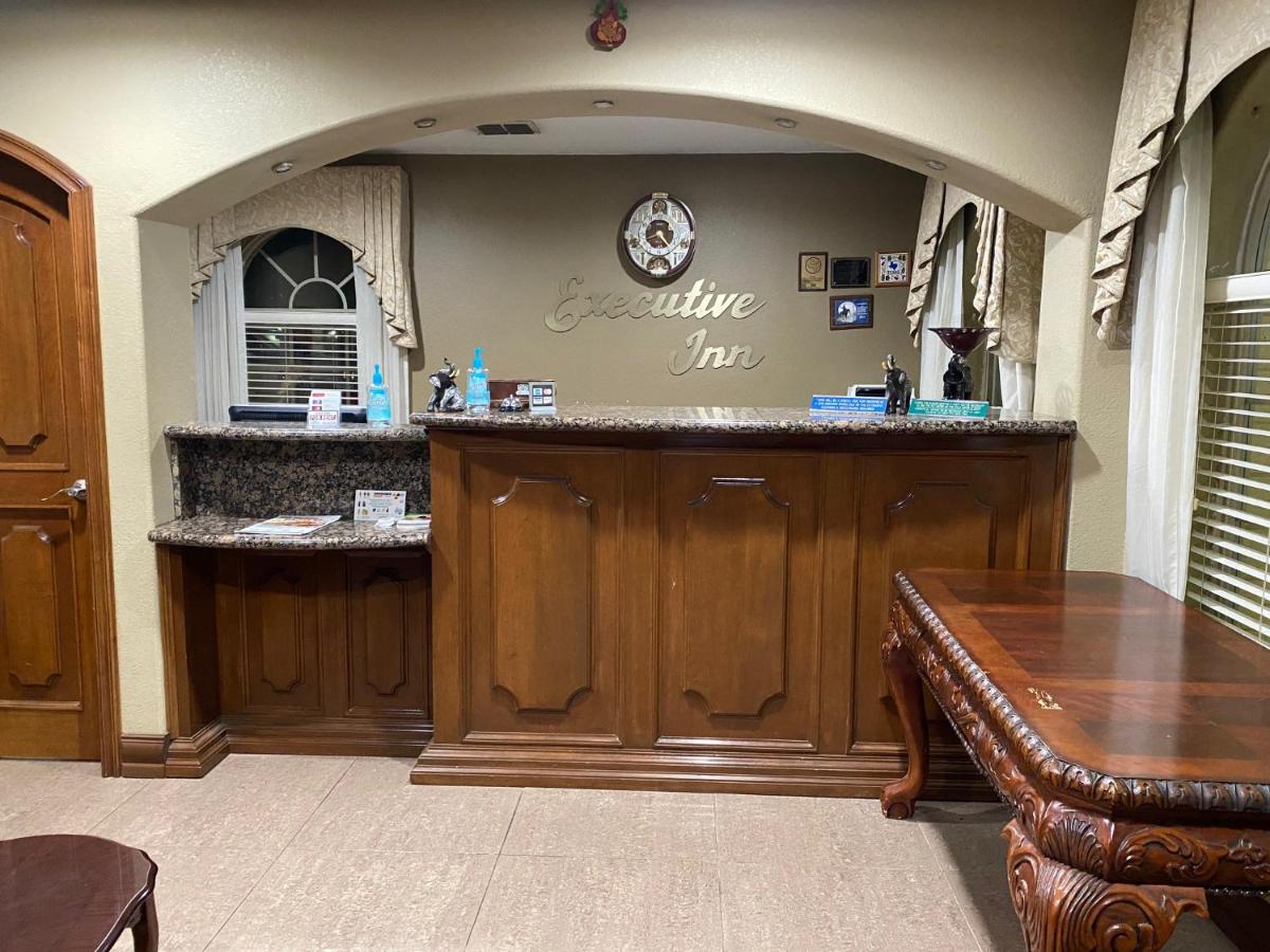  | Cotulla Executive Inn