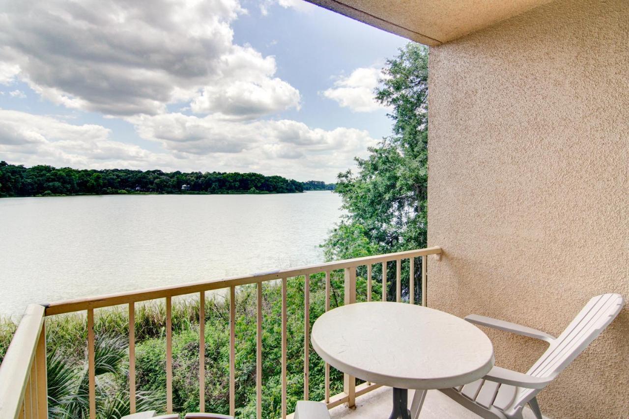 King Suite with Sofa Bed at Stayable Select Gainesville