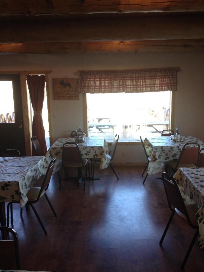 | Montana's Duck Lake Lodge