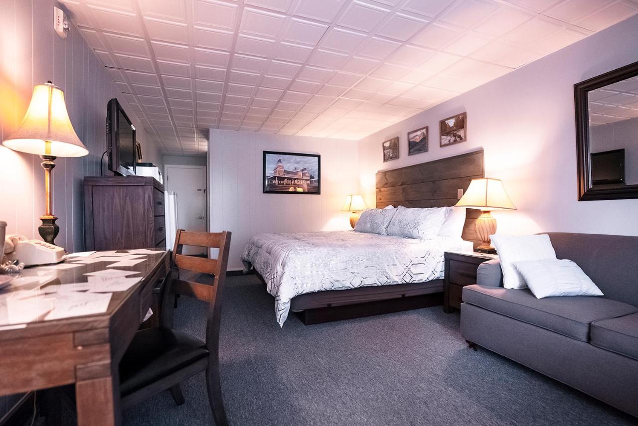 | Scenic Inn