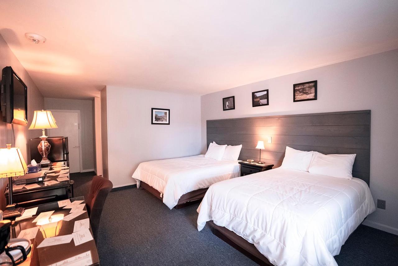 | Scenic Inn